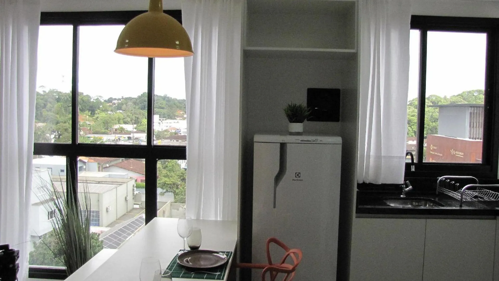 Rcm Vilas - Studio Forest 406 주앵빌 아파트